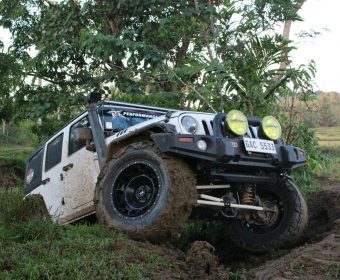 Aventuras com jeep 4x4. D